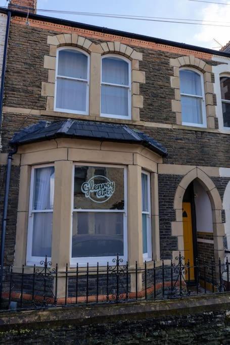 Glenroy Arts Gallery Meets Living Space Cardiff Exterior photo